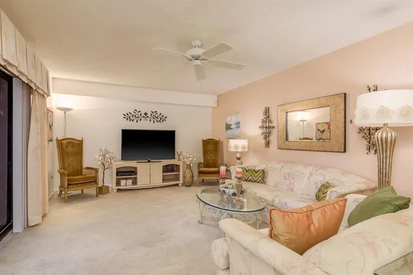 $239,900 | 2702 14th Court, Palm Harbor, FL 34684