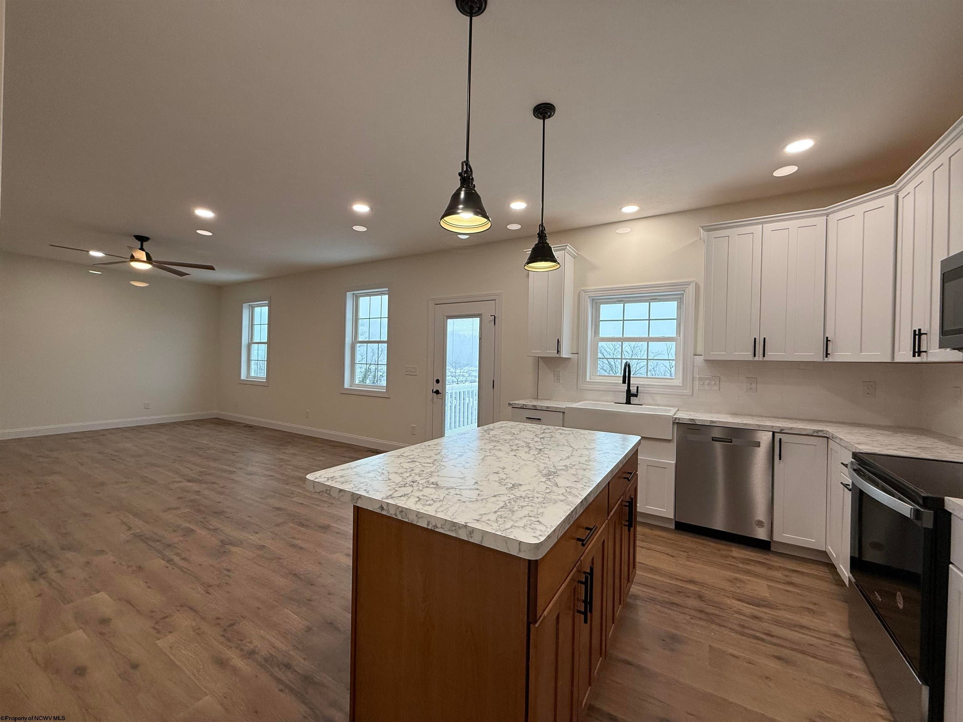 51 Summers Ridge Road Morgantown, WV 26508 - Photo 4 of 26 Gallery Image 4