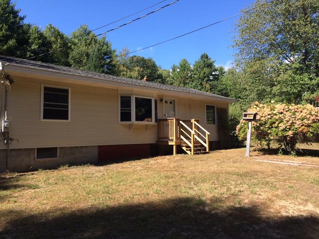 6 Barker Hill Road Townsend, MA 01469 - Photo 1 of 25 Gallery Image 1