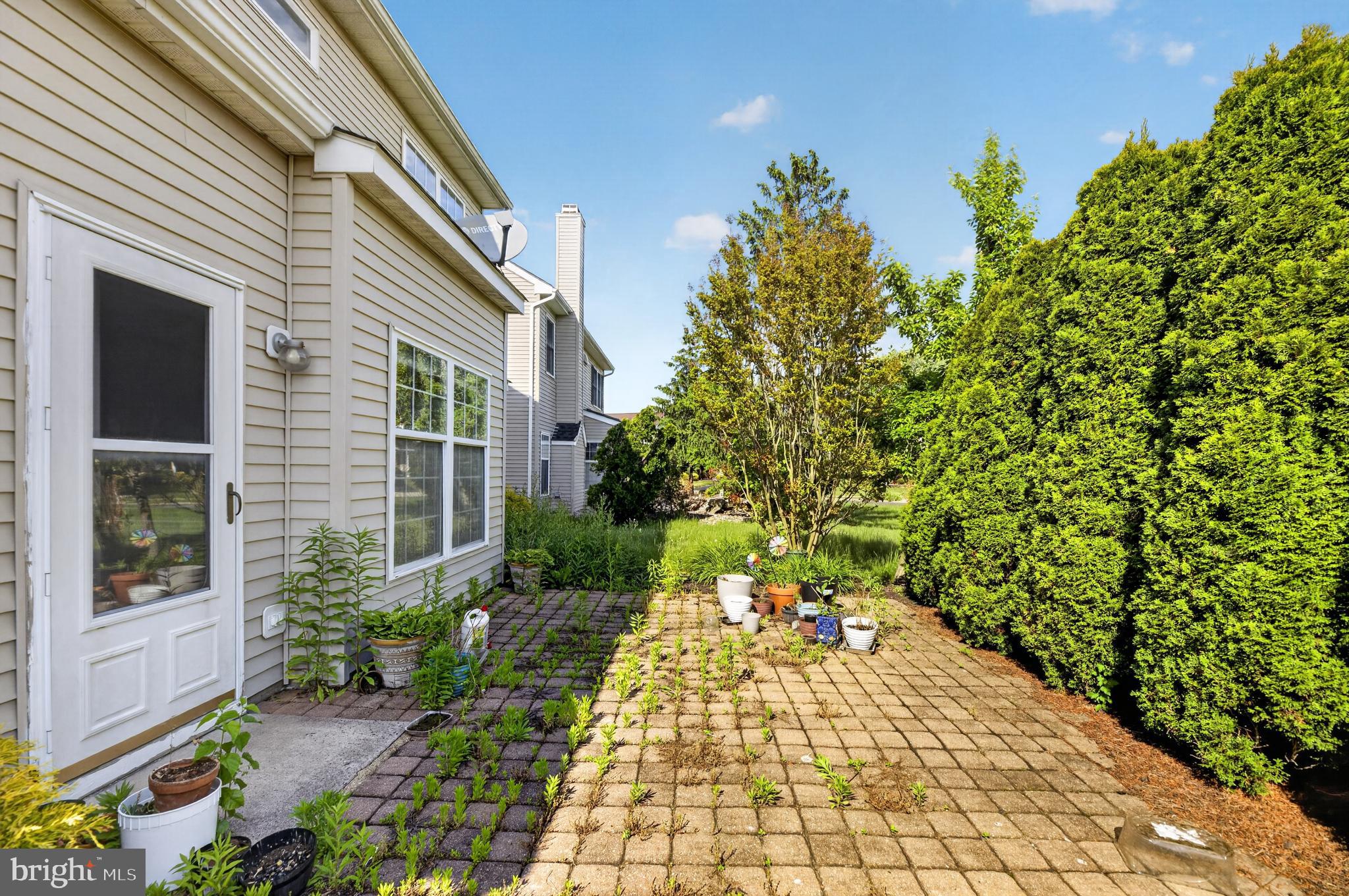 25 Sandstone Road East Windsor, NJ 08520 - Photo 18 of 30