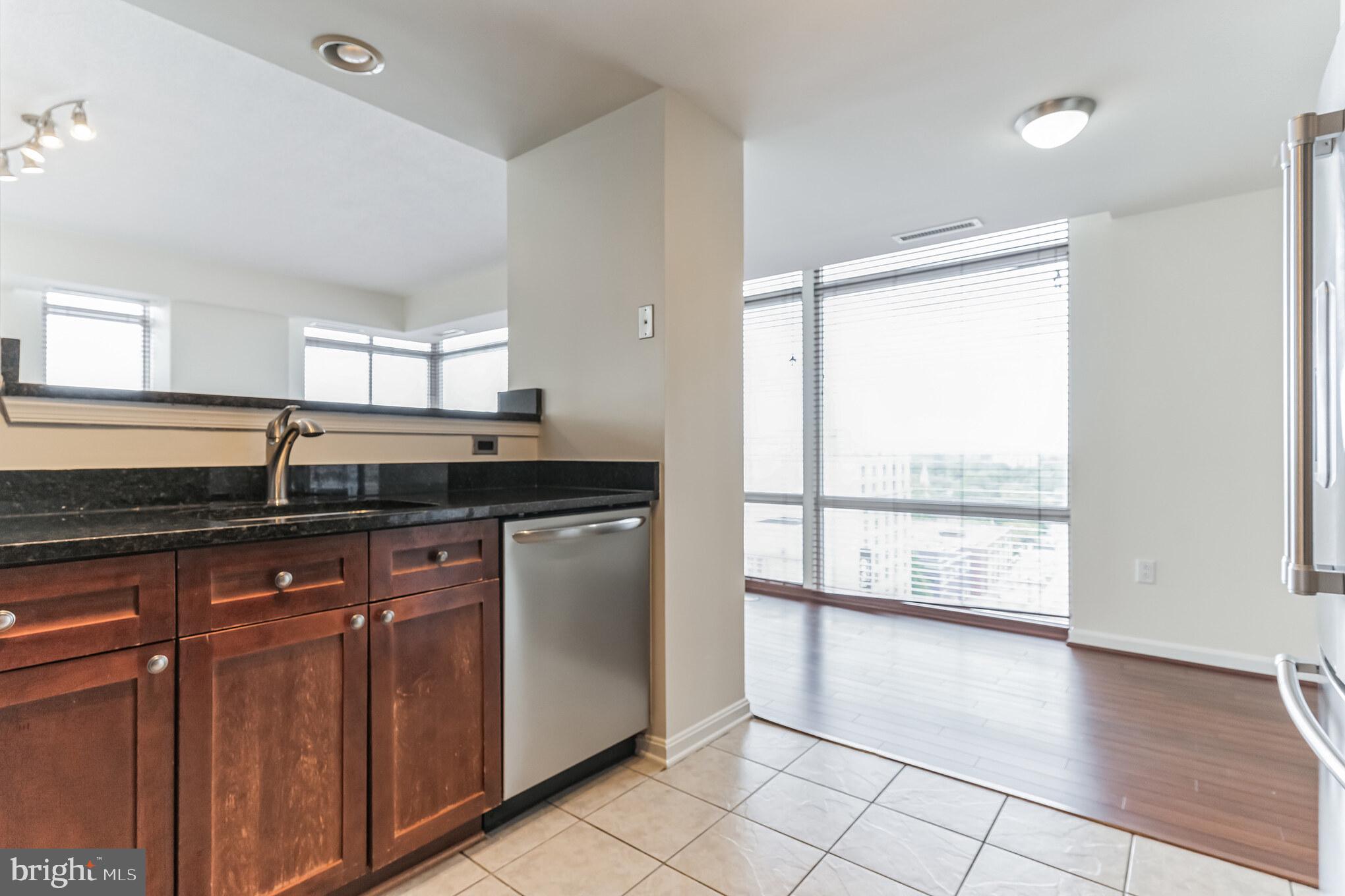 930 Wayne Avenue, Unit 1305 Silver Spring, MD 20910 - Photo 26 of 32