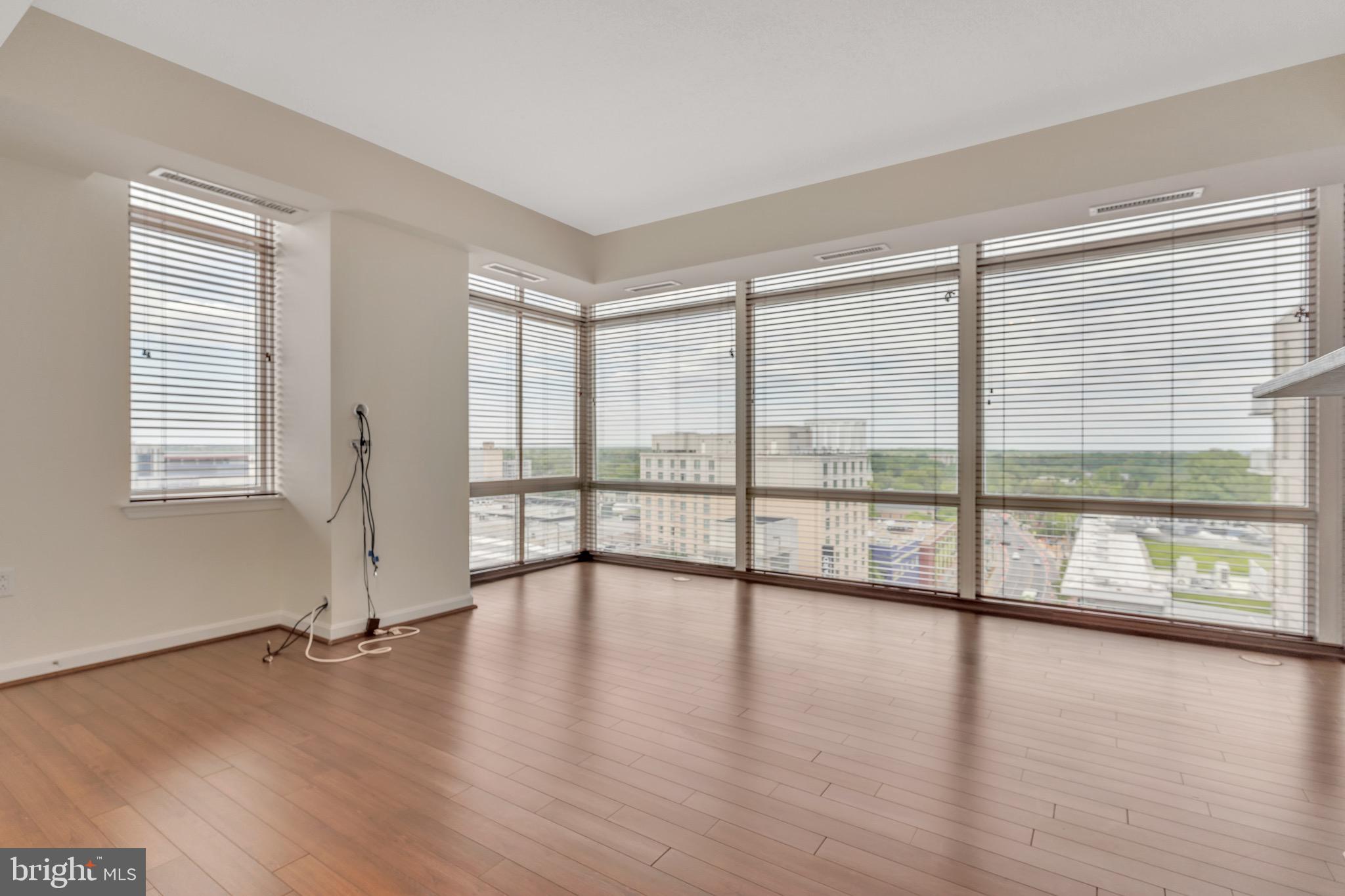 930 Wayne Avenue, Unit 1305 Silver Spring, MD 20910 - Photo 31 of 32