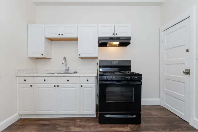 $1,950 | 29 Palmer Street, Unit 2, Salem, MA 01970