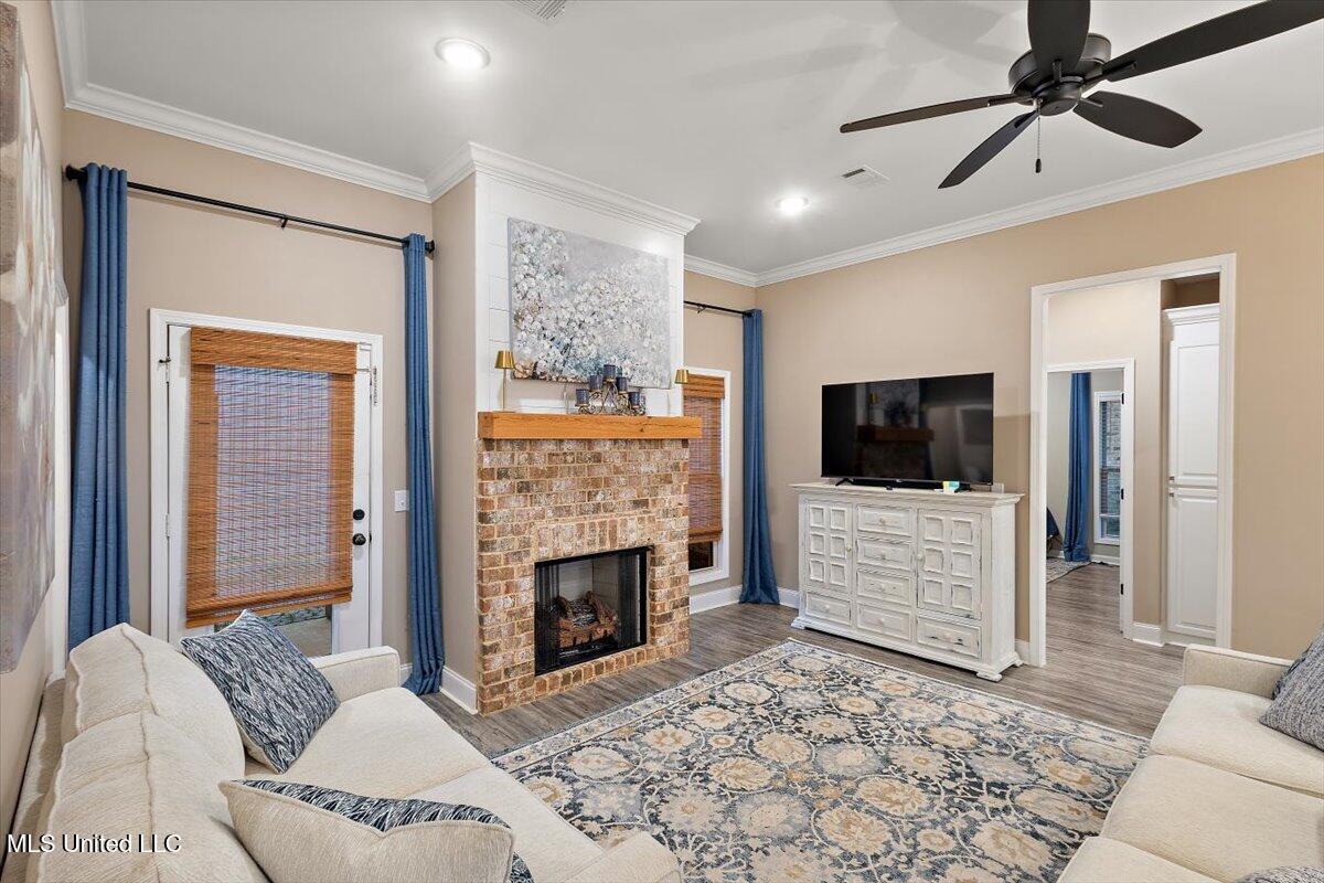 112 Serenity Lane Pearl, MS 39208 - Photo 10 of 36 Living Room