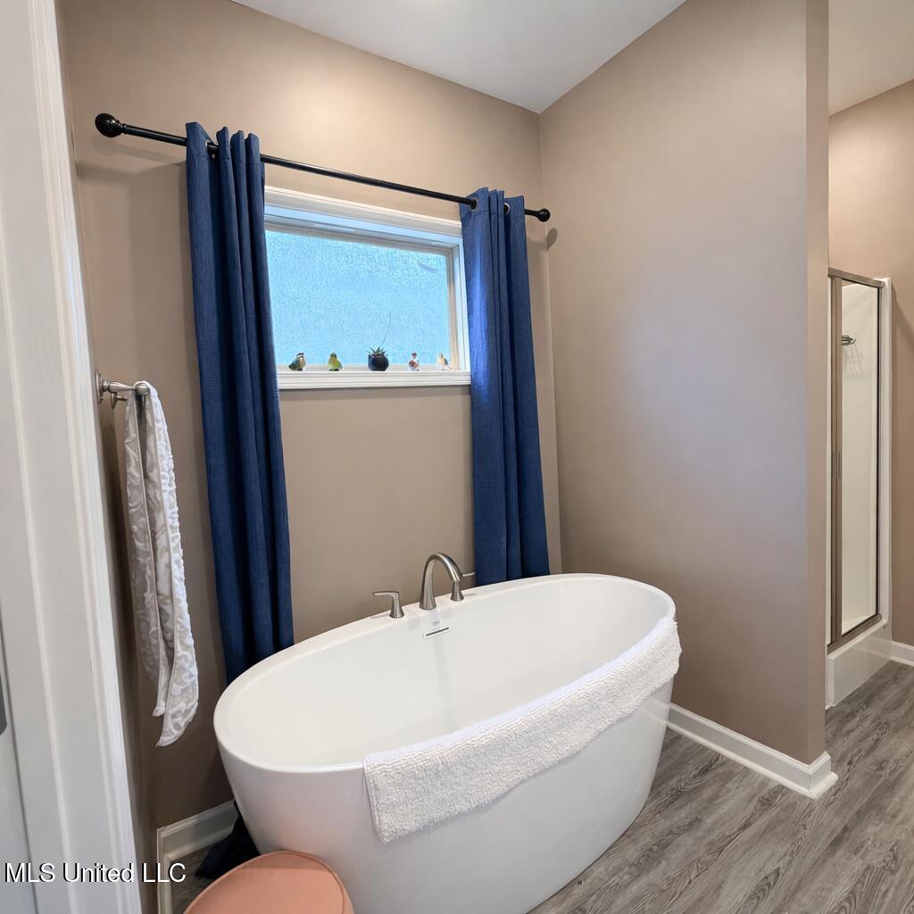 112 Serenity Lane Pearl, MS 39208 - Photo 16 of 21 Master Bath