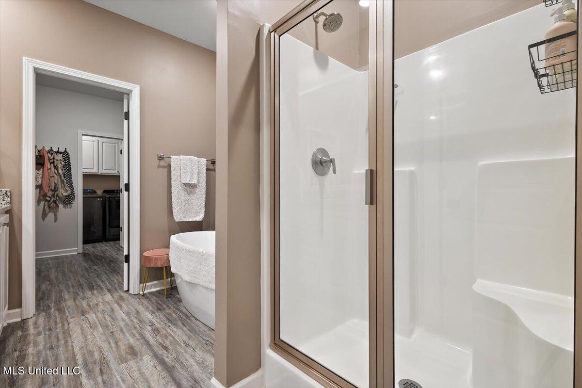 112 Serenity Lane Pearl, MS 39208 - Photo 20 of 36 Master Bath
