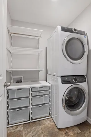 $375,000 | 17575 96th Place North, Maple Grove, MN 55311