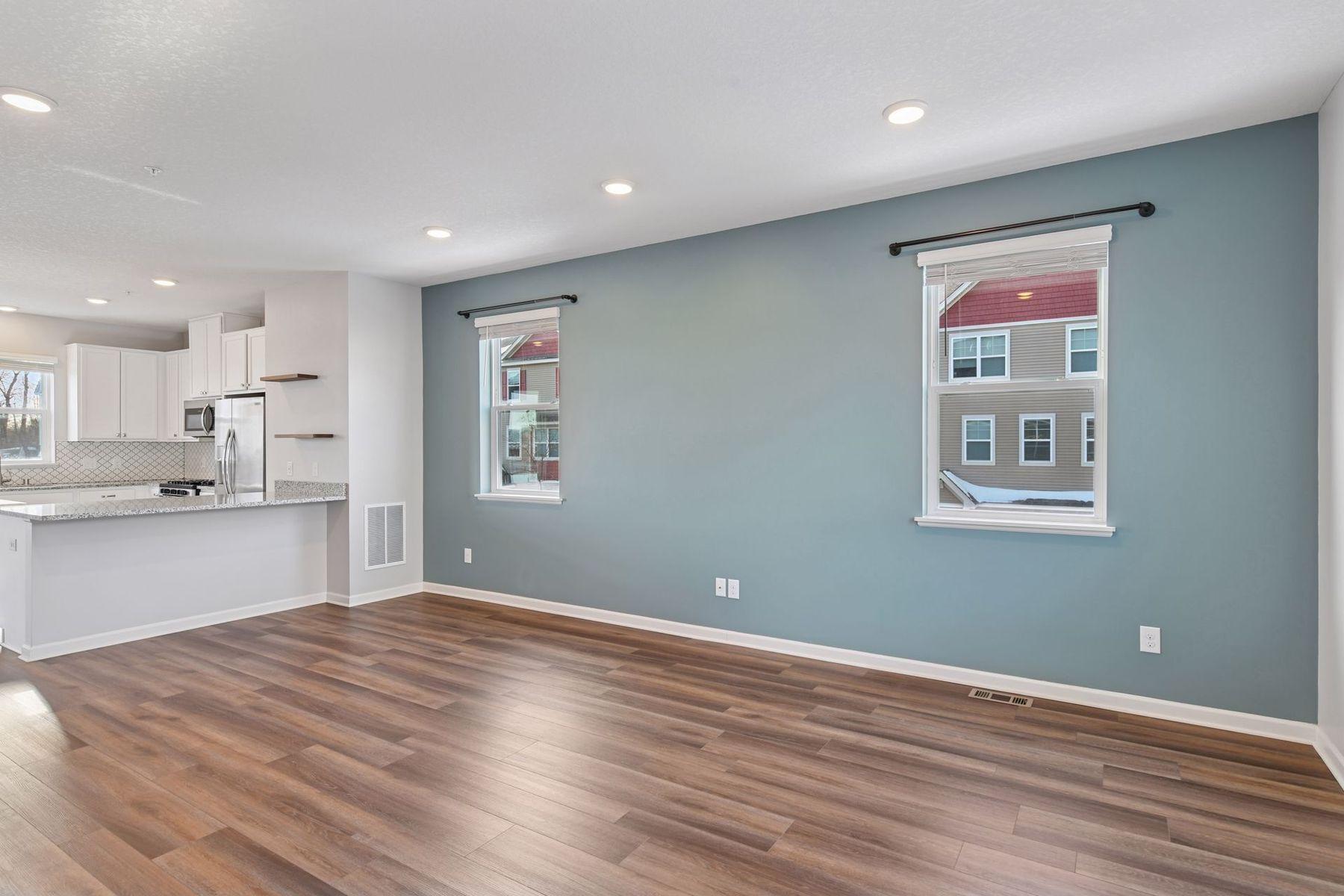 17575 96th Place North Maple Grove, MN 55311 - Photo 4 of 35