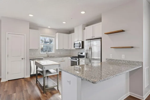 $375,000 | 17575 96th Place North, Maple Grove, MN 55311