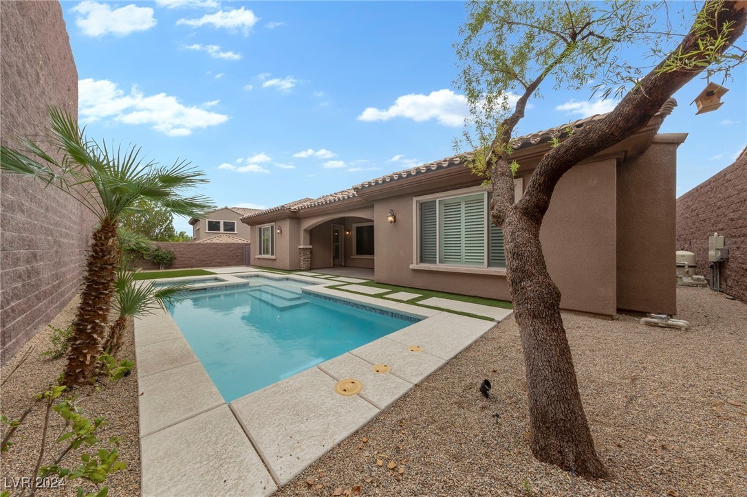 2776 Liberation Drive Henderson, NV 89044 - Photo 5 of 40