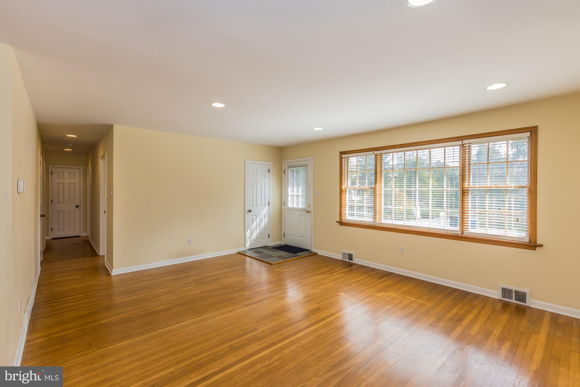 33 Devon Road Malvern, PA 19355 - Photo 6 of 23