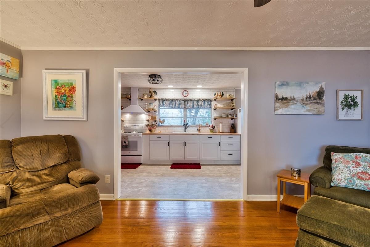 324 Seed Tick Road Sweetwater, TN 37874 - Photo 6 of 25 Gallery Image 6