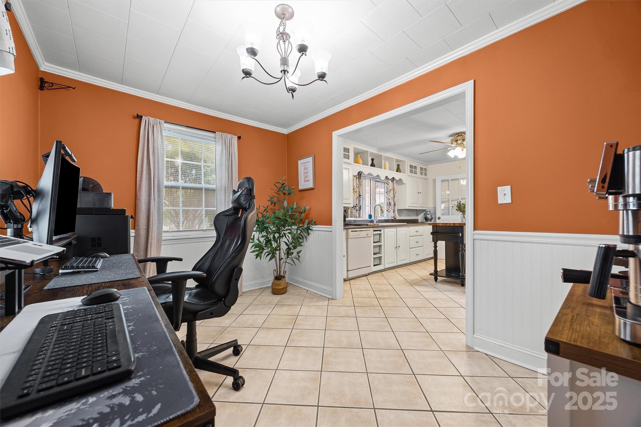 110 Glover Road Gastonia, NC 28056 - Photo 13 of 30 a very nice looking room with a large window