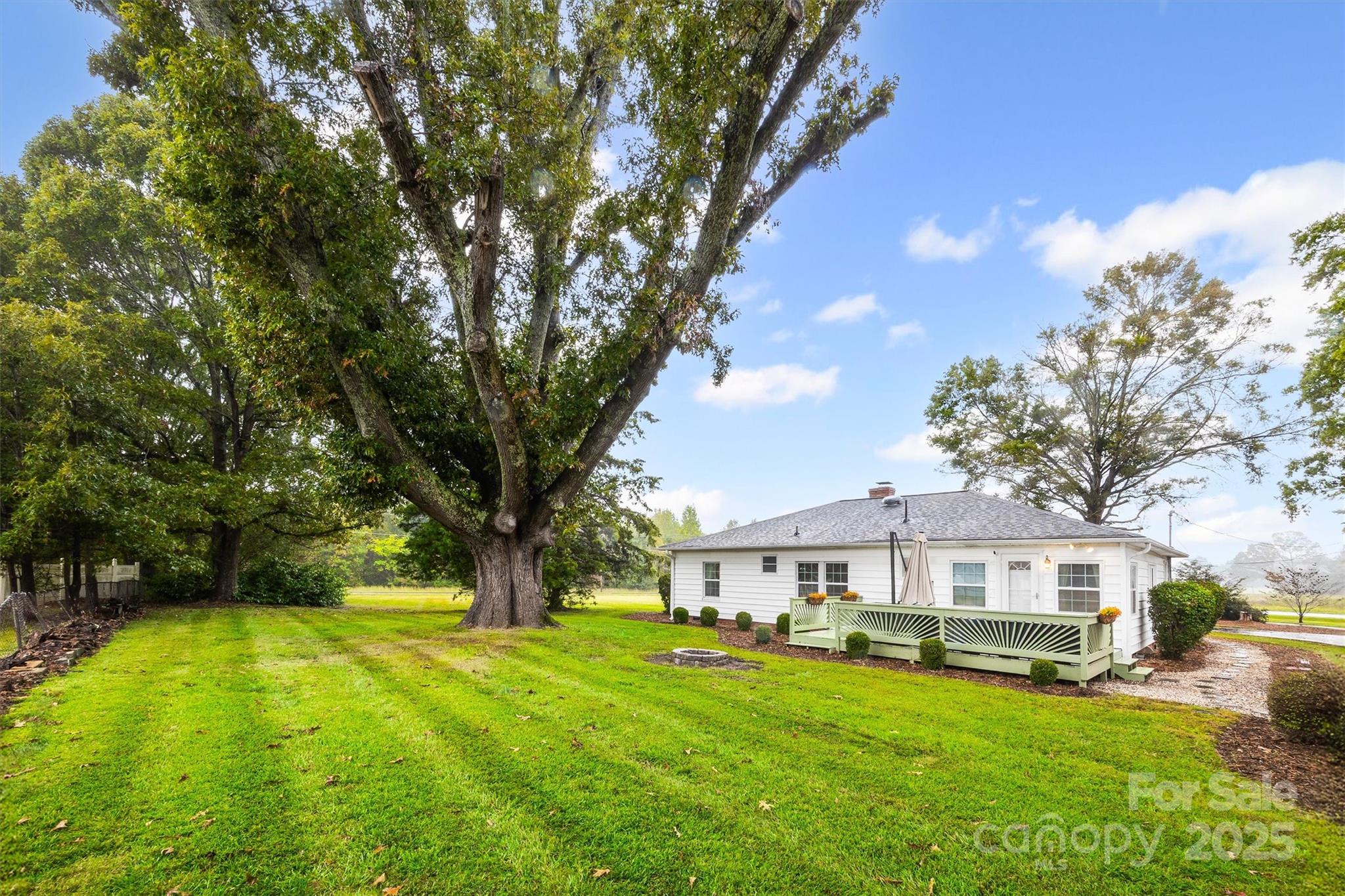 110 Glover Road Gastonia, NC 28056 - Photo 24 of 30 a view of a house with a big yard