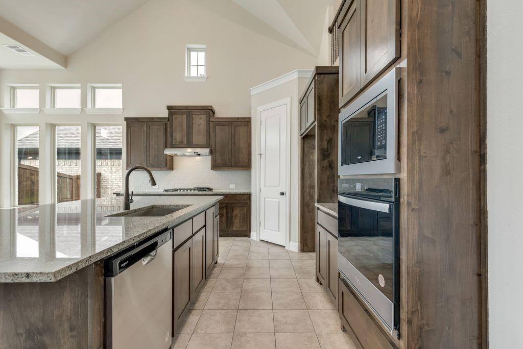 1343 Cartona Road Fate, TX 75087 - Photo 9 of 34