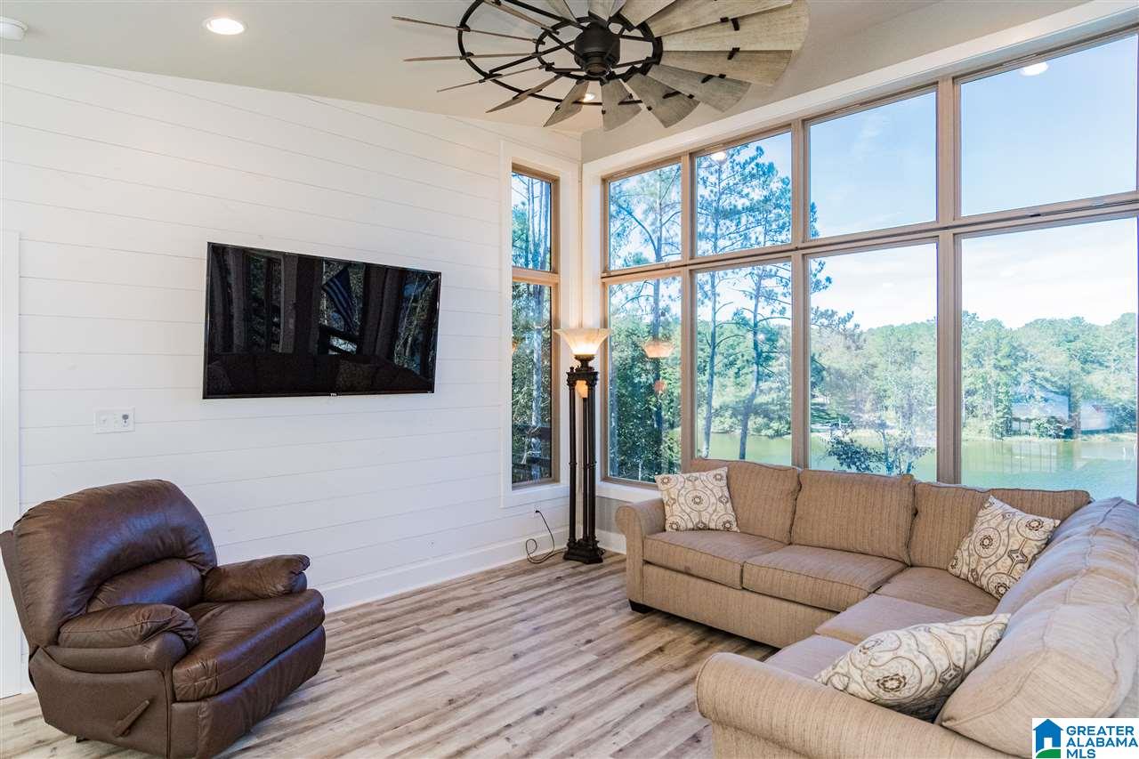 243 South Lakeside Lane Alpine, AL 35014 - Photo 6 of 37