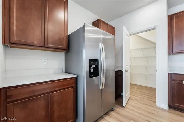 $2,400 | 9092 Nostrand Avenue, Las Vegas, NV 89148