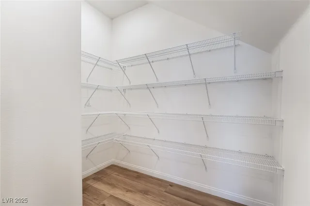 $2,400 | 9092 Nostrand Avenue, Las Vegas, NV 89148