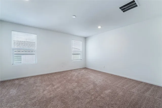 $2,400 | 9092 Nostrand Avenue, Las Vegas, NV 89148