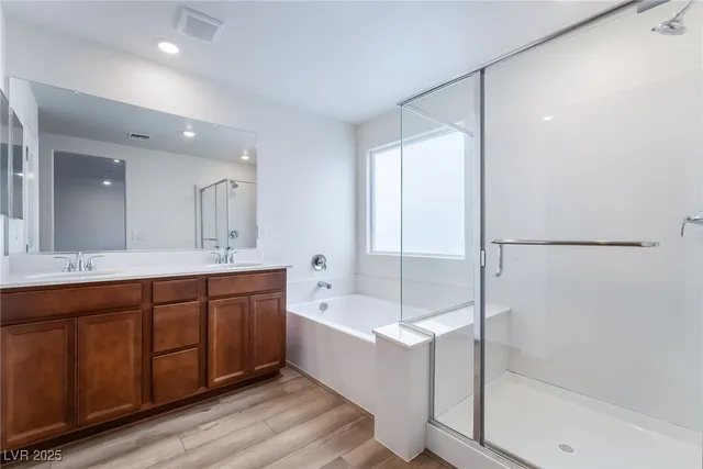 $2,400 | 9092 Nostrand Avenue, Las Vegas, NV 89148