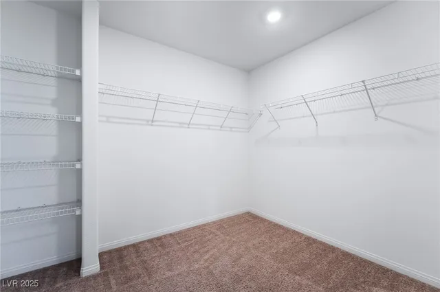 $2,400 | 9092 Nostrand Avenue, Las Vegas, NV 89148