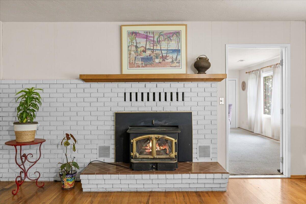 3307 Freeland Road Central Point, OR 97502 - Photo 13 of 34