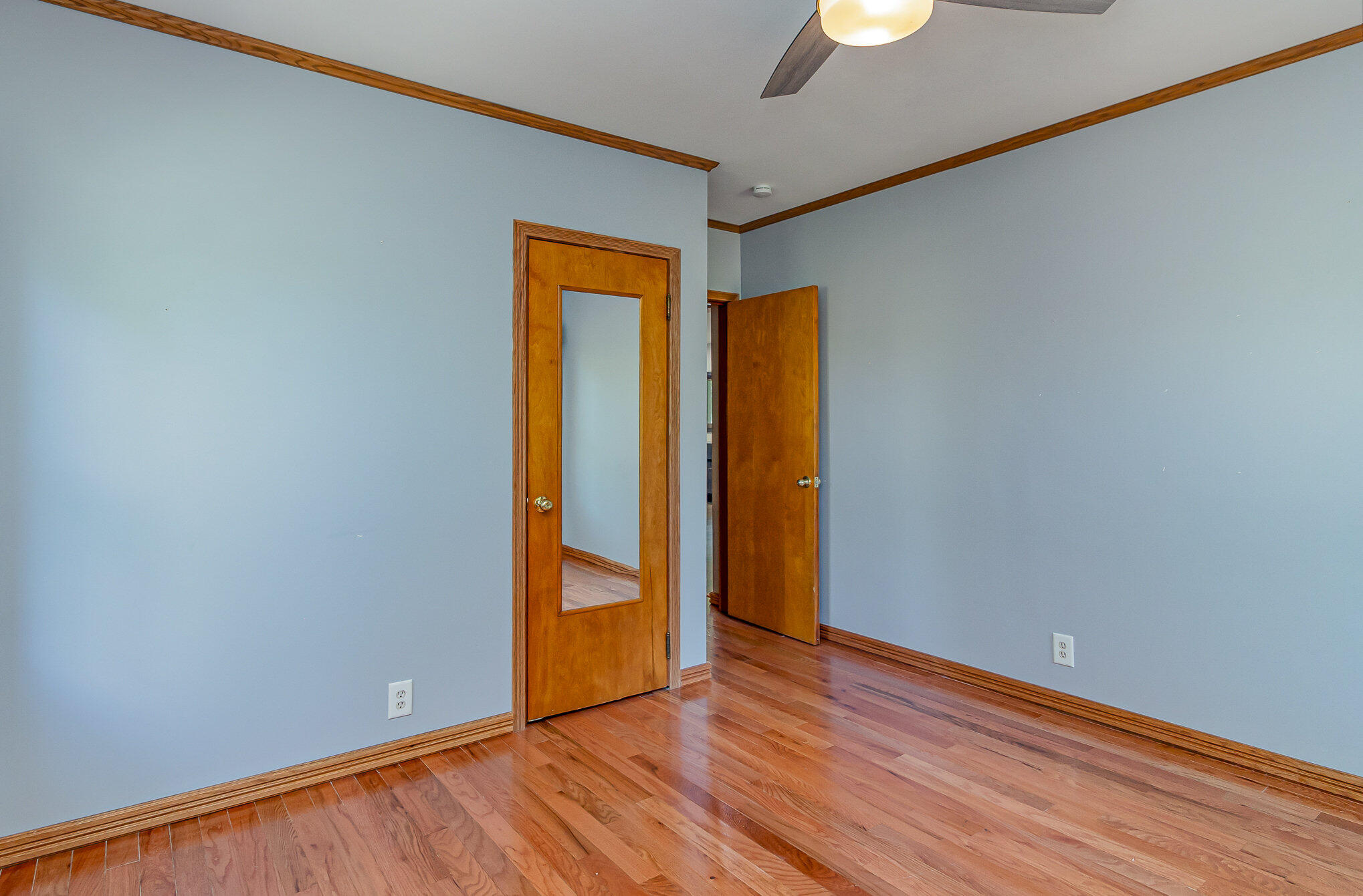5461 West Johnson Road La Porte, IN 46350 - Photo 14 of 22 2038x1341