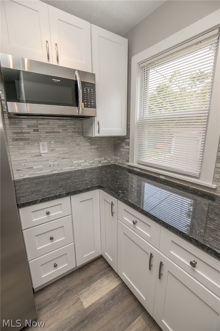 3857 Montevista Road Cleveland, OH 44121 - Photo 17 of 35