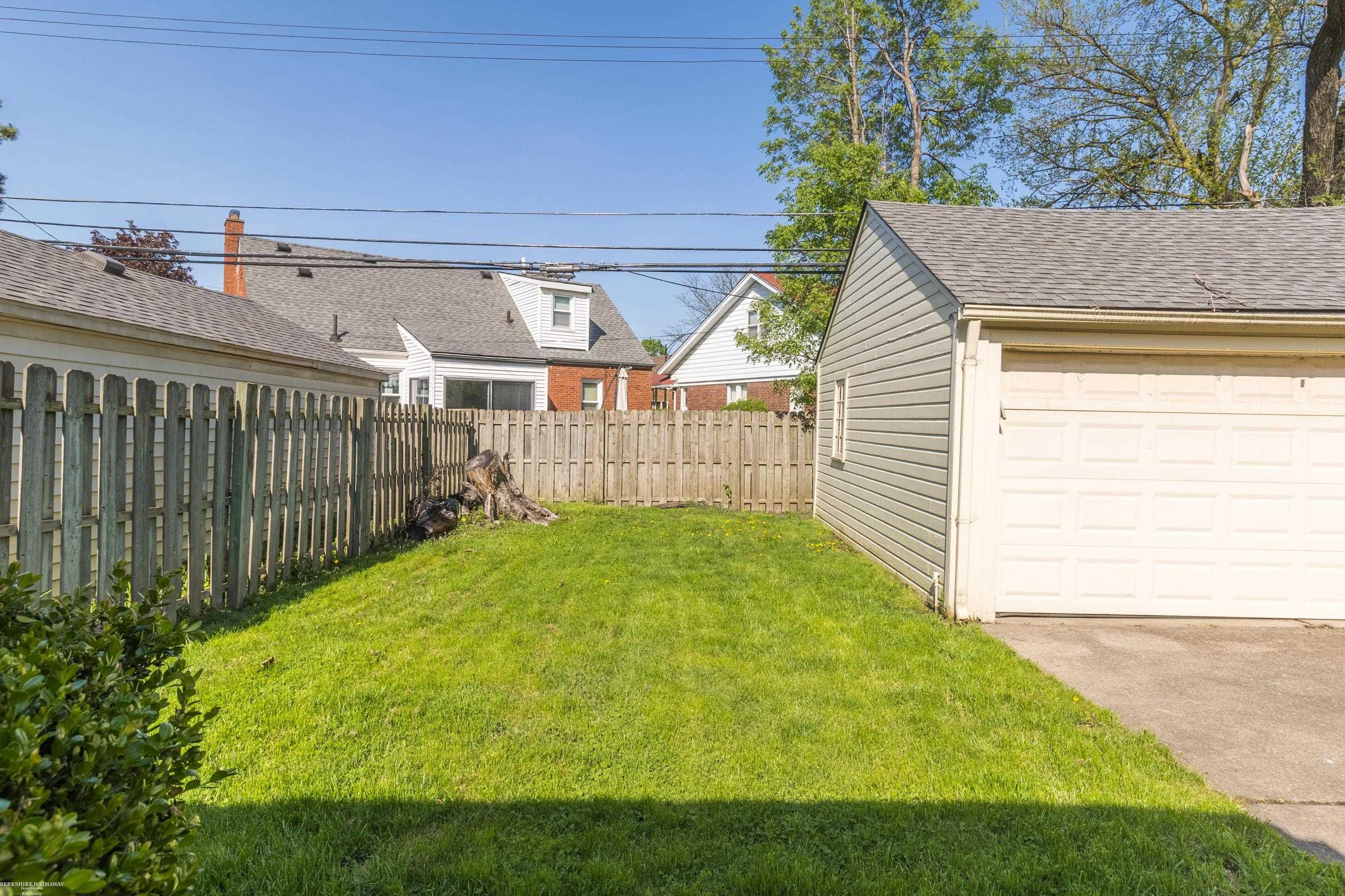 460 Moran Road Grosse Pointe Farms, MI 48236 - Photo 40 of 48