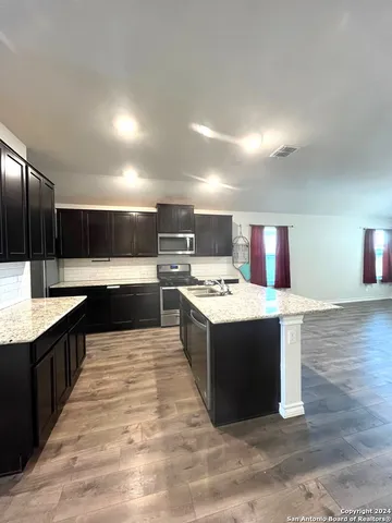 $1,700 | 13210 Desana Springs, St. Hedwig, TX 78152