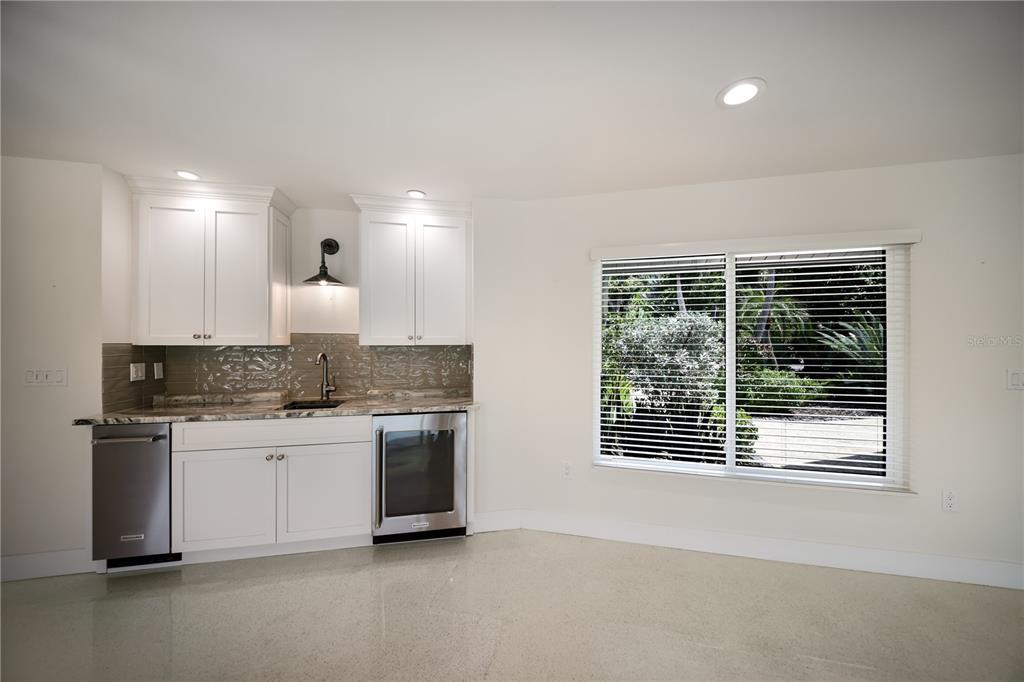 6561 Bayou Hammock Road Longboat Key, FL 34228 - Photo 20 of 81 Gallery Image 20