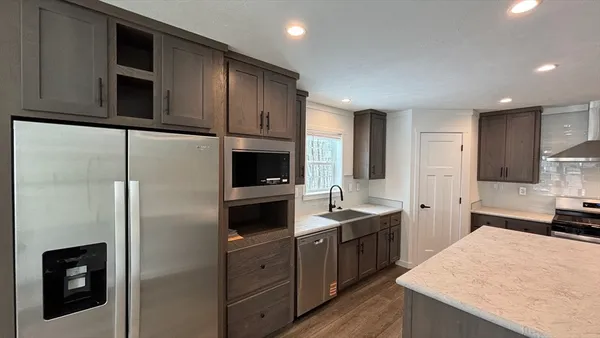 $394,900 | 22 Pinrock Drive, Sturbridge, MA 01566