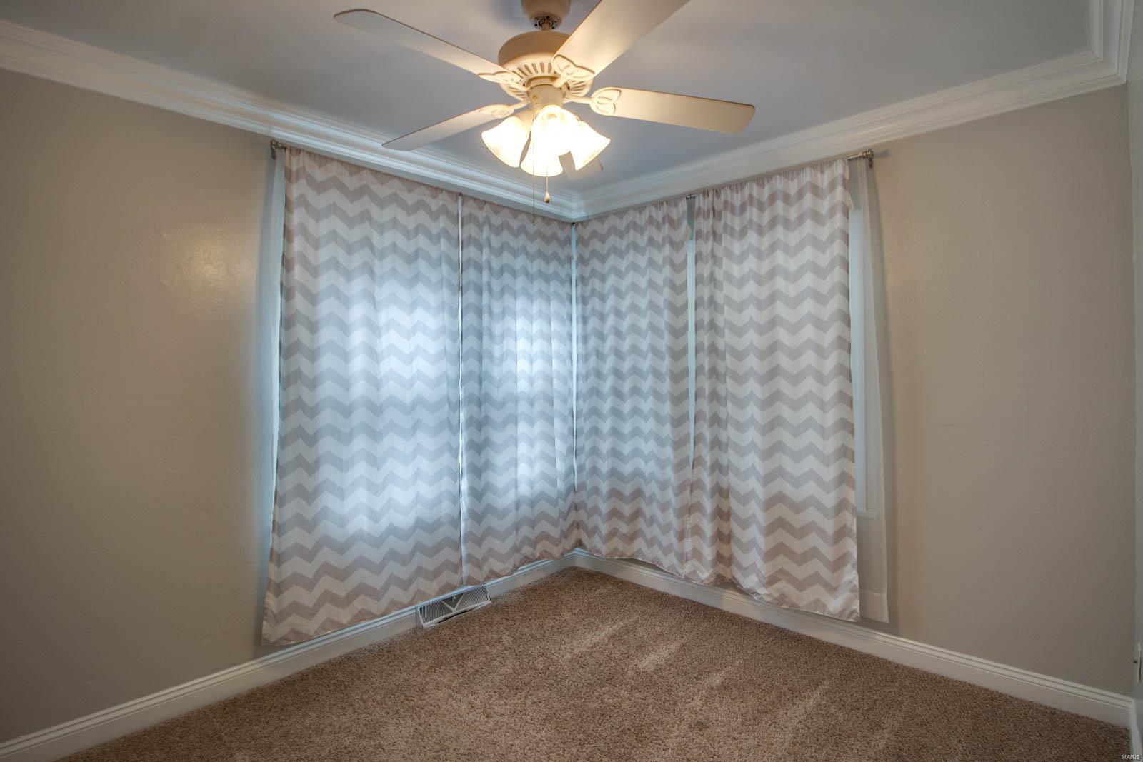 508 Milton Road Alton, IL 62002 - Photo 16 of 29 Gallery Image 16