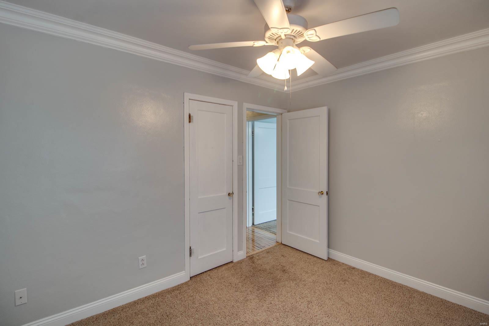 508 Milton Road Alton, IL 62002 - Photo 17 of 29 Gallery Image 17