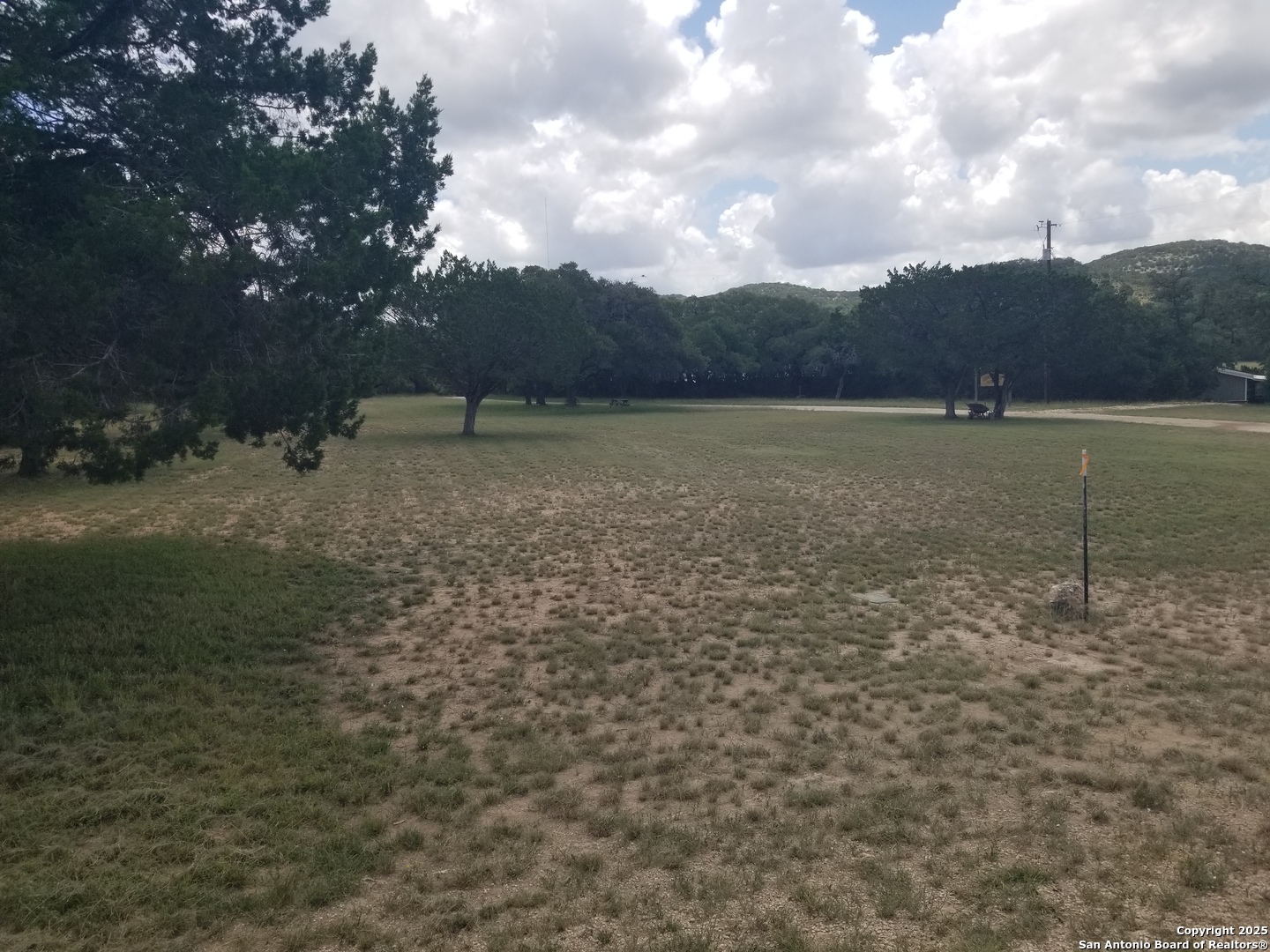 177 Laurel Ridge Drive Lakehills, TX 78063 - Photo 4 of 51