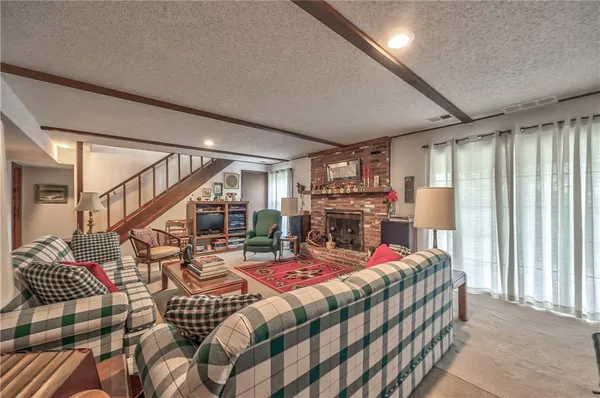 $325,000 | 7236 Mastin Street, Shawnee, KS 66203