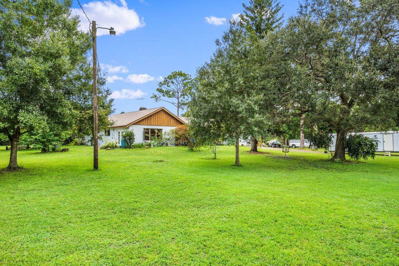 5212 Colbright Road Lake Worth, FL 33467 - Photo 17 of 34 019-5212ColbrightRoad-LakeWorth-FL-33467