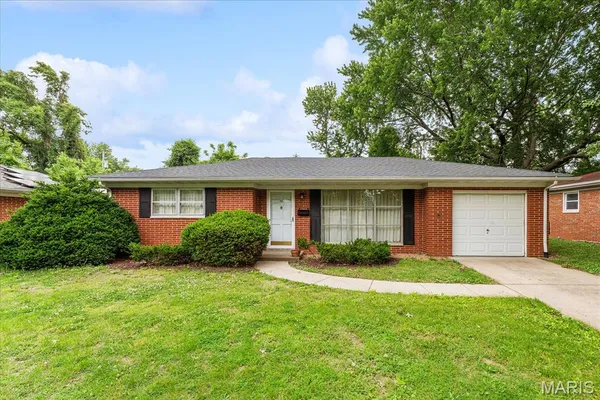 $124,900 | 48 Gatewood Court, Belleville, IL 62226