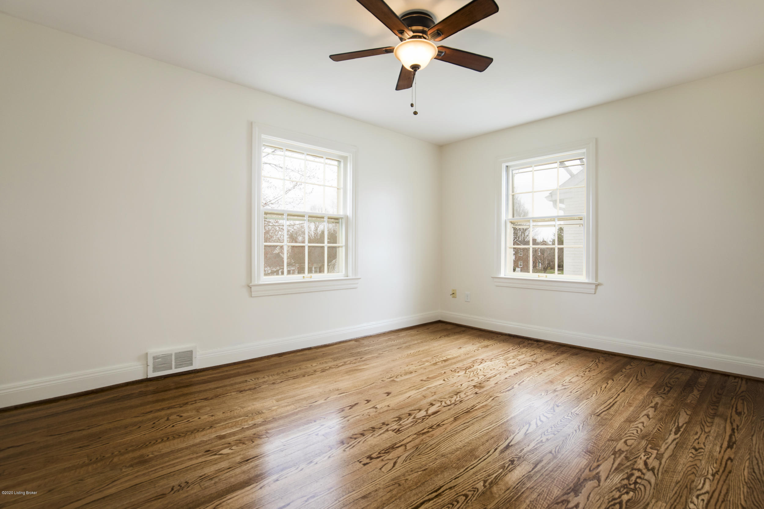 128 Gibson Road Louisville, KY 40207 - Photo 25 of 39 25-bedroom #2