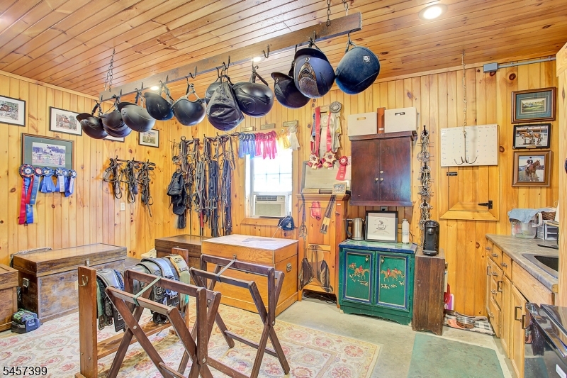 579 Goritz Road Asbury, NJ 08802 - Photo 45 of 49 Gallery Image 45