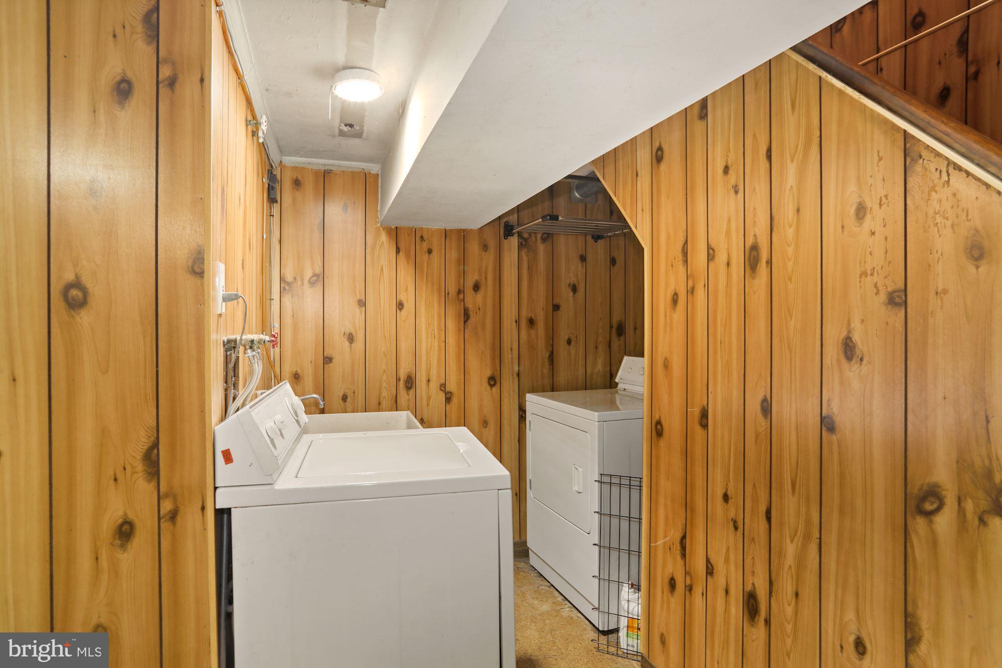 26 Parkview Road Cheltenham, PA 19012 - Photo 32 of 39 Laundry-Basement