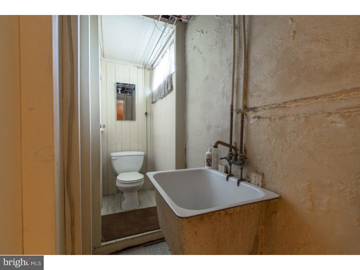 440 Old Farm Road Wyncote, PA 19095 - Photo 21 of 21 Half Bath
