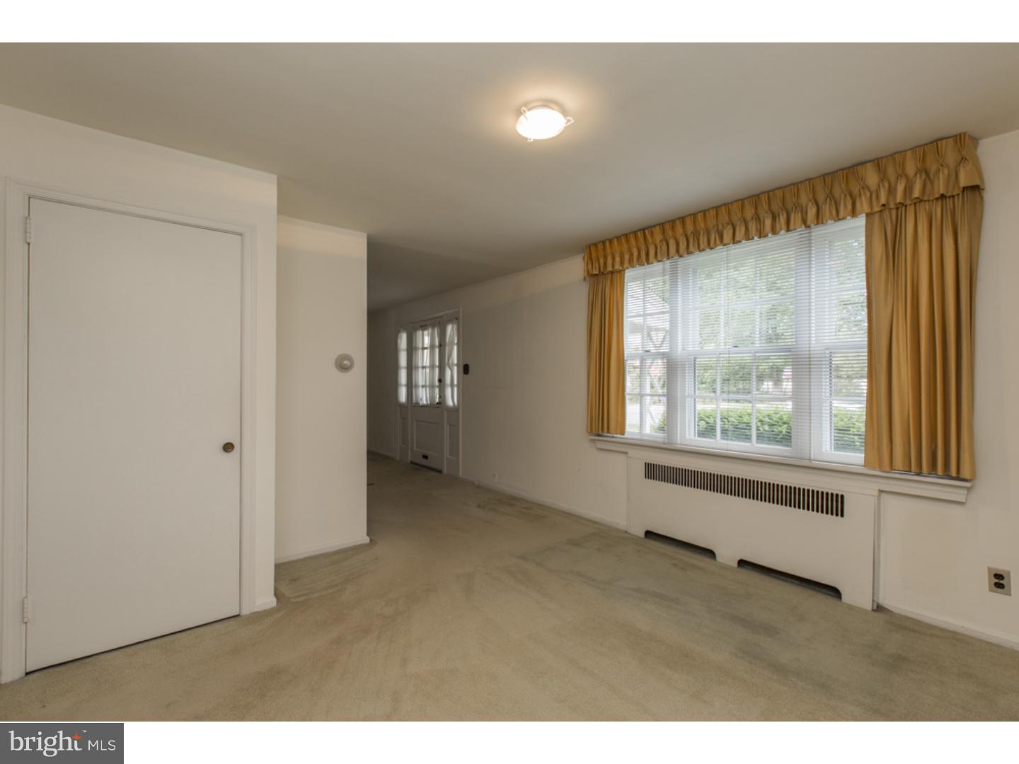440 Old Farm Road Wyncote, PA 19095 - Photo 8 of 21 Dining Room
