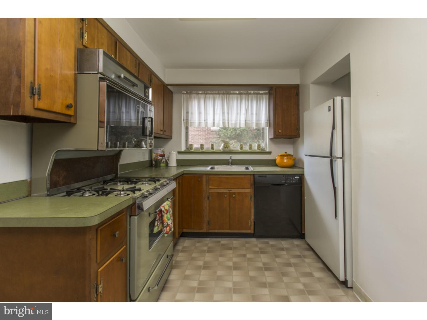 440 Old Farm Road Wyncote, PA 19095 - Photo 9 of 21 Kitchen