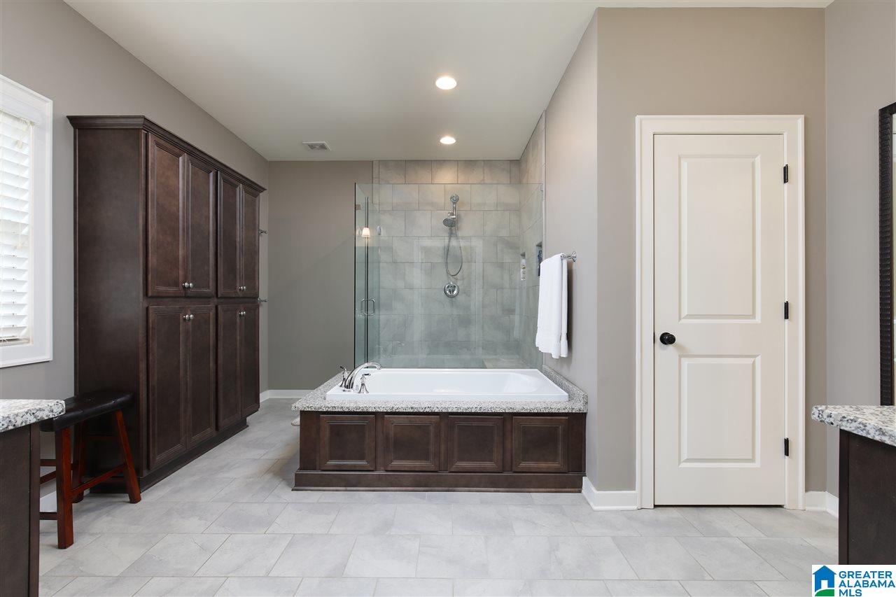 2584 Montauk Road Birmingham, AL 35226 - Photo 17 of 34