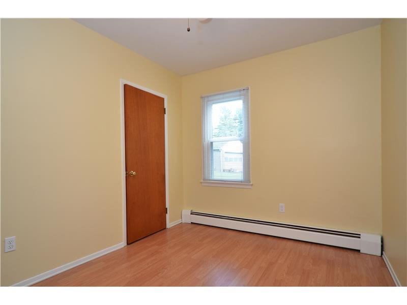 160 Pear Orchard Road Coraopolis, PA 15108 - Photo 15 of 25 Bedroom.