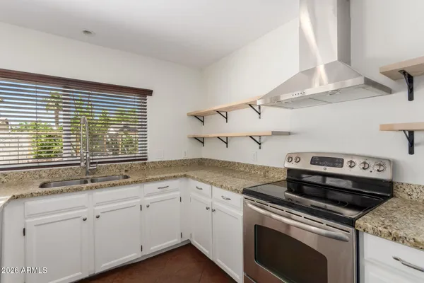 $554,999 | 2218 West Palomino Drive, Chandler, AZ 85224
