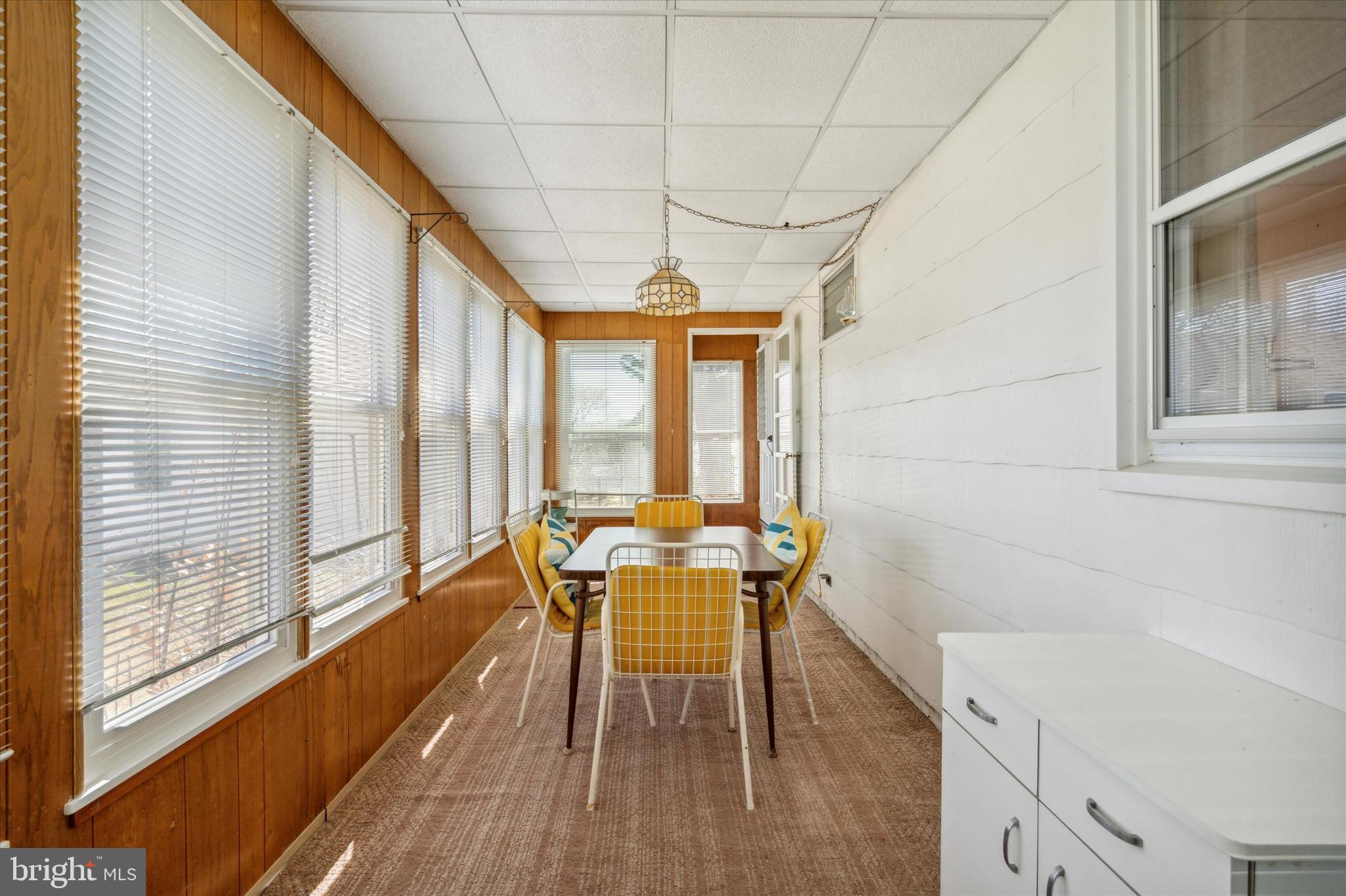 11017 Bustleton Avenue Philadelphia, PA 19116 - Photo 20 of 25 Sun porch