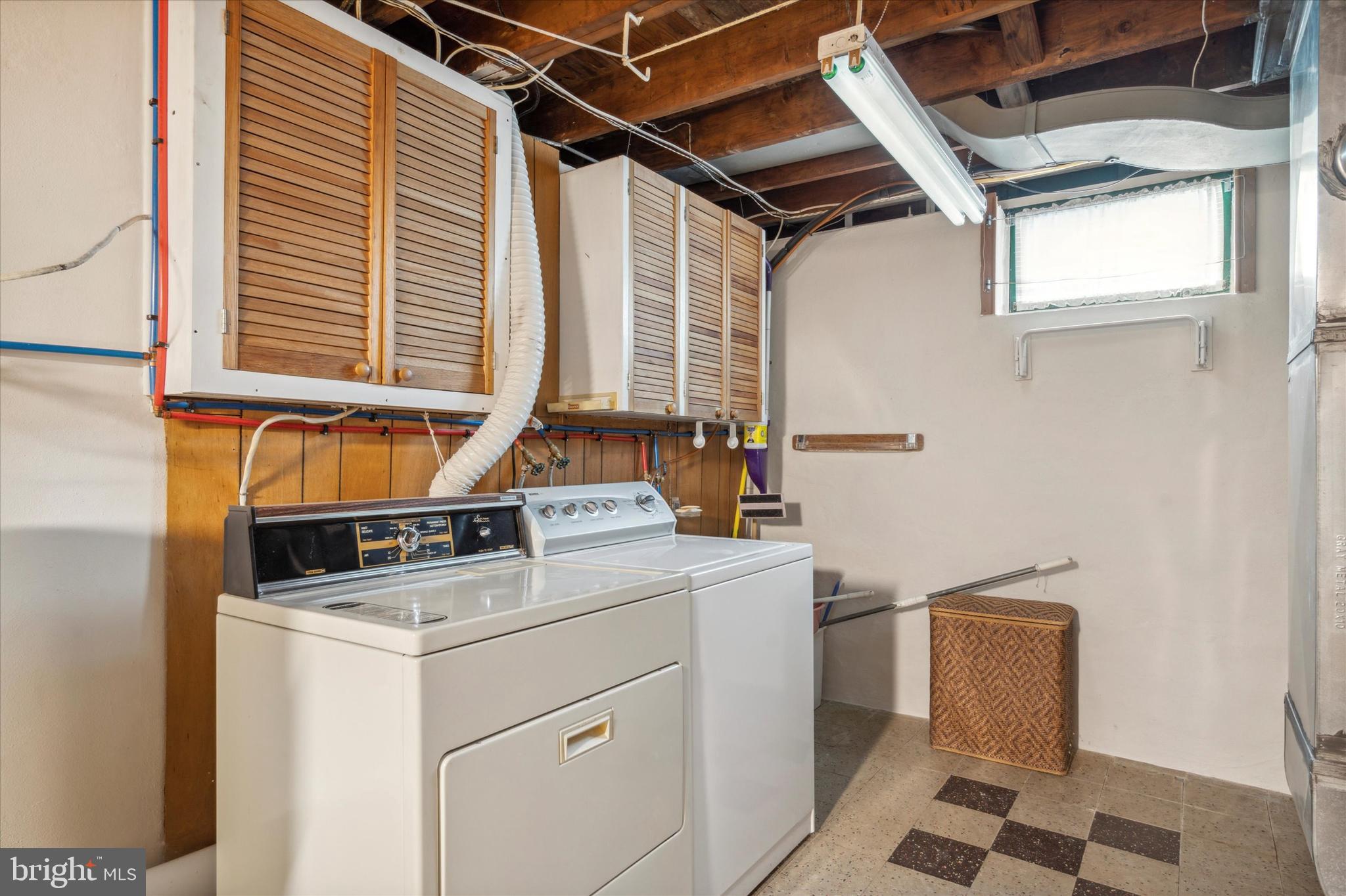 11017 Bustleton Avenue Philadelphia, PA 19116 - Photo 22 of 25 Washer and Dryer Stay