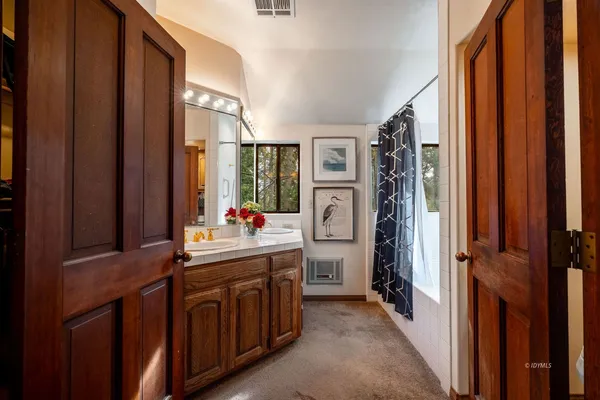 $719,999 | 24680 Fern Valley Road, Idyllwild, CA 92549